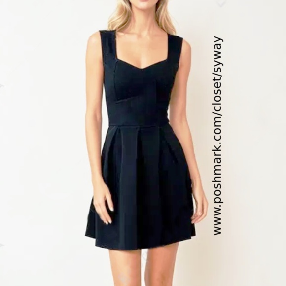 NWT - Ixia Fit and Flare Black Textured Pin-up Dress - Rare - Picture 1 of 8